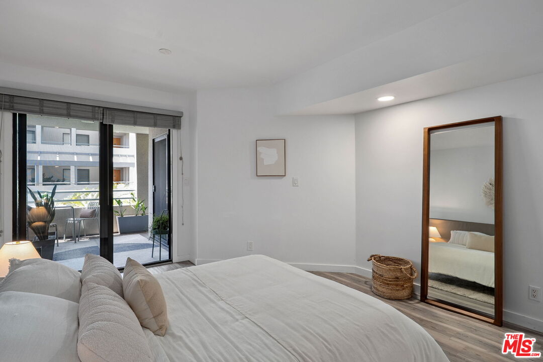 140 Ocean Park Blvd Unit: 419