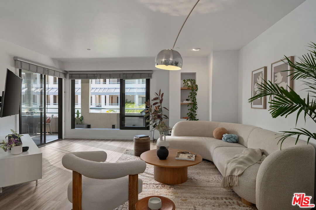 140 Ocean Park Blvd Unit: 419