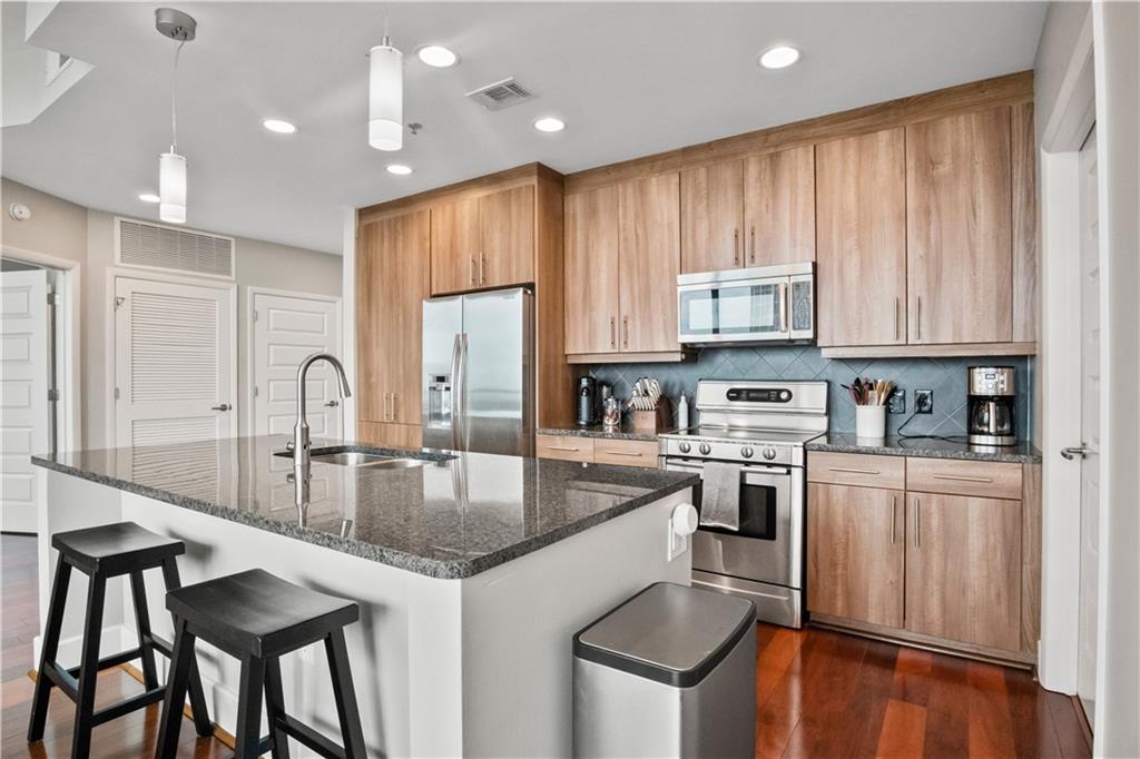 1080 Peachtree Street NE Unit 2512