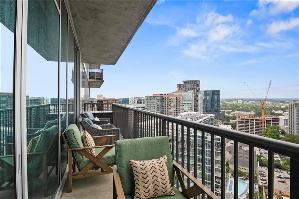 1080 Peachtree Street NE Unit 2512