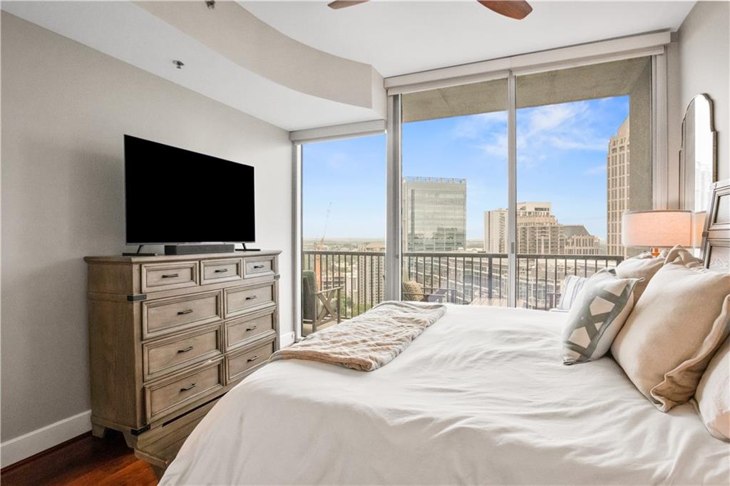 1080 Peachtree Street NE Unit 2512