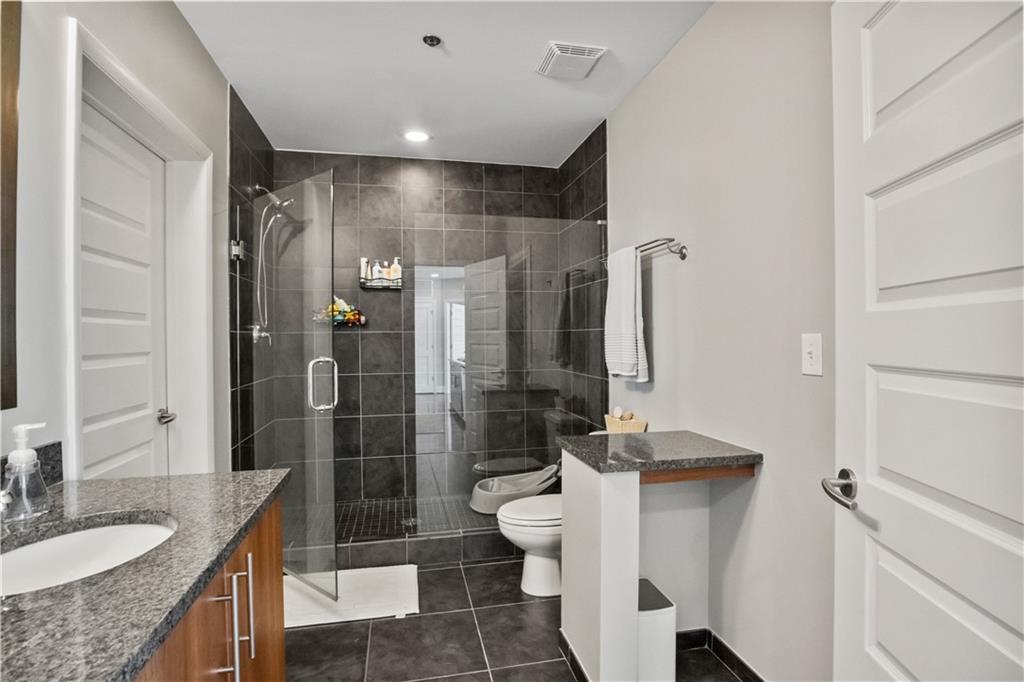 1080 Peachtree Street NE Unit 2512