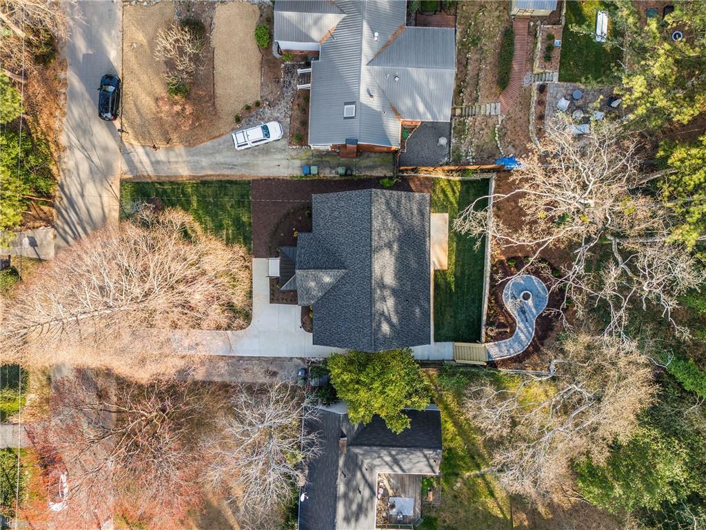 993 Northrope Drive NE