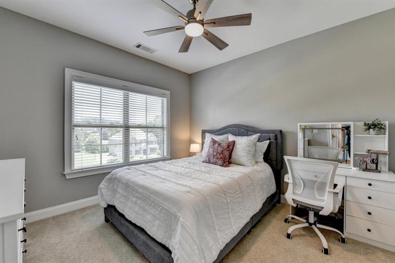 2960 Manorview Lane
