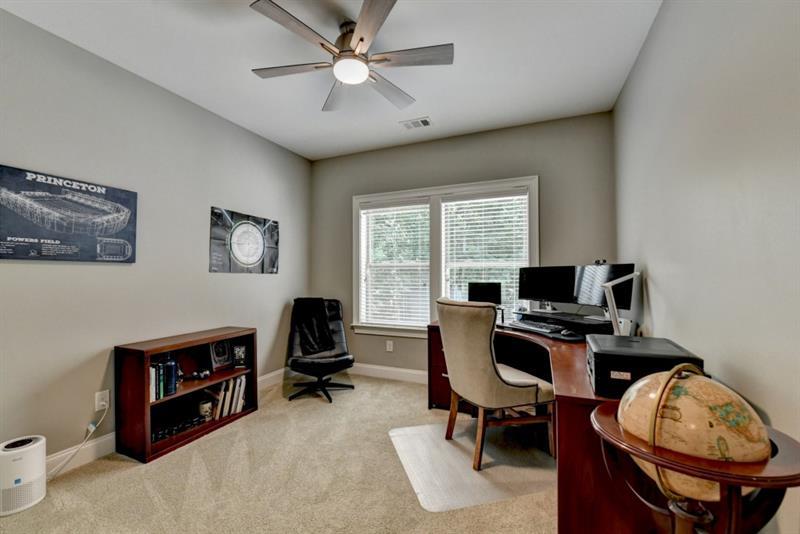 2960 Manorview Lane