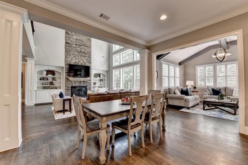 2960 Manorview Lane