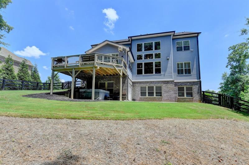 2960 Manorview Lane