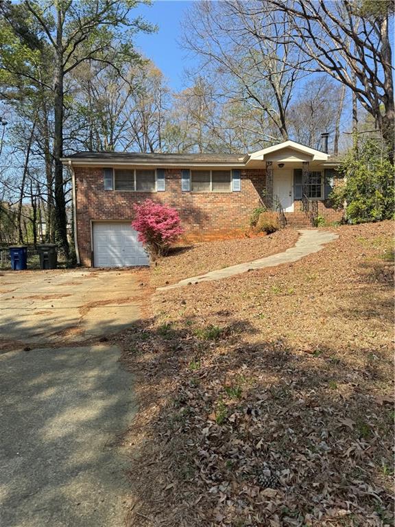 2931 Pine Hill Drive