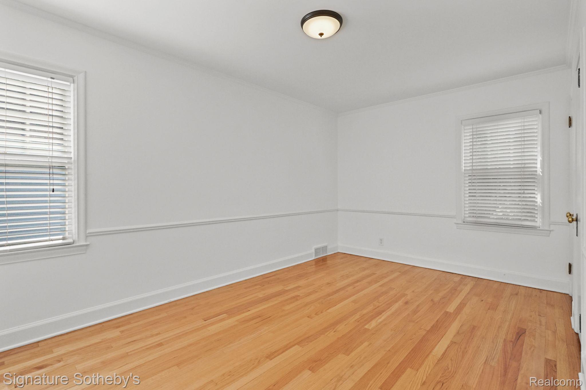 312 PLEASANT Street