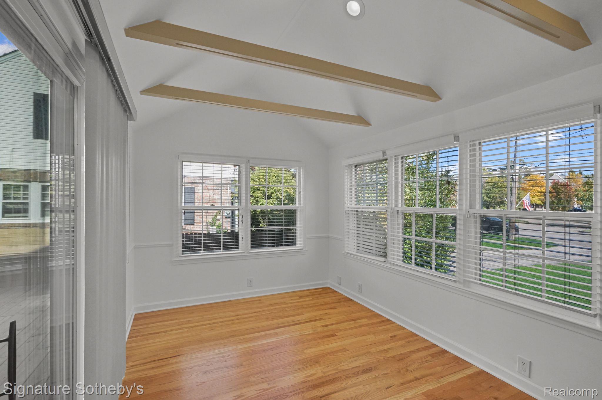 312 PLEASANT Street