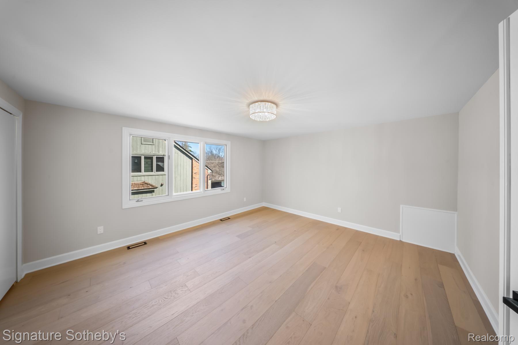 32816 OUTLAND Trail