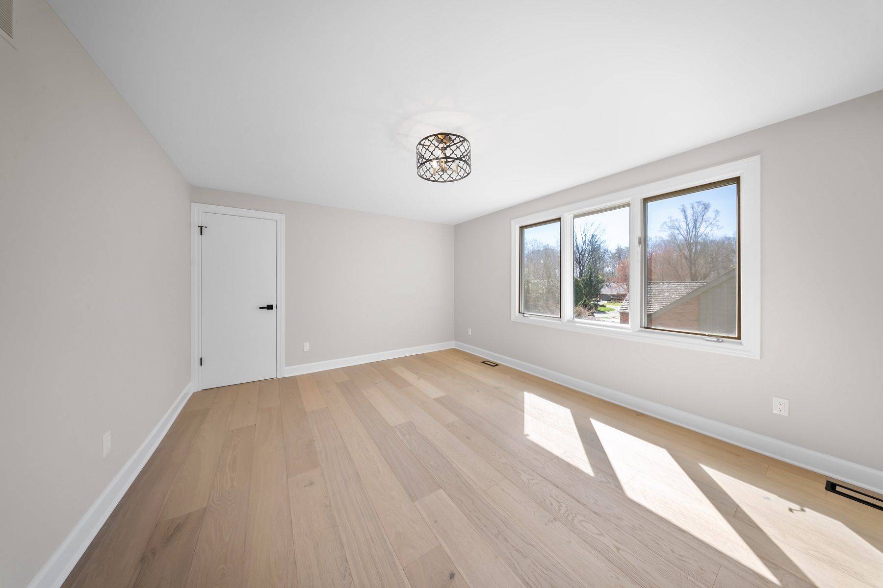 32816 OUTLAND Trail