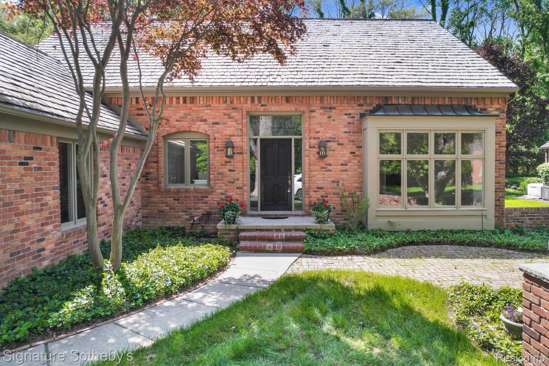 32816 OUTLAND Trail