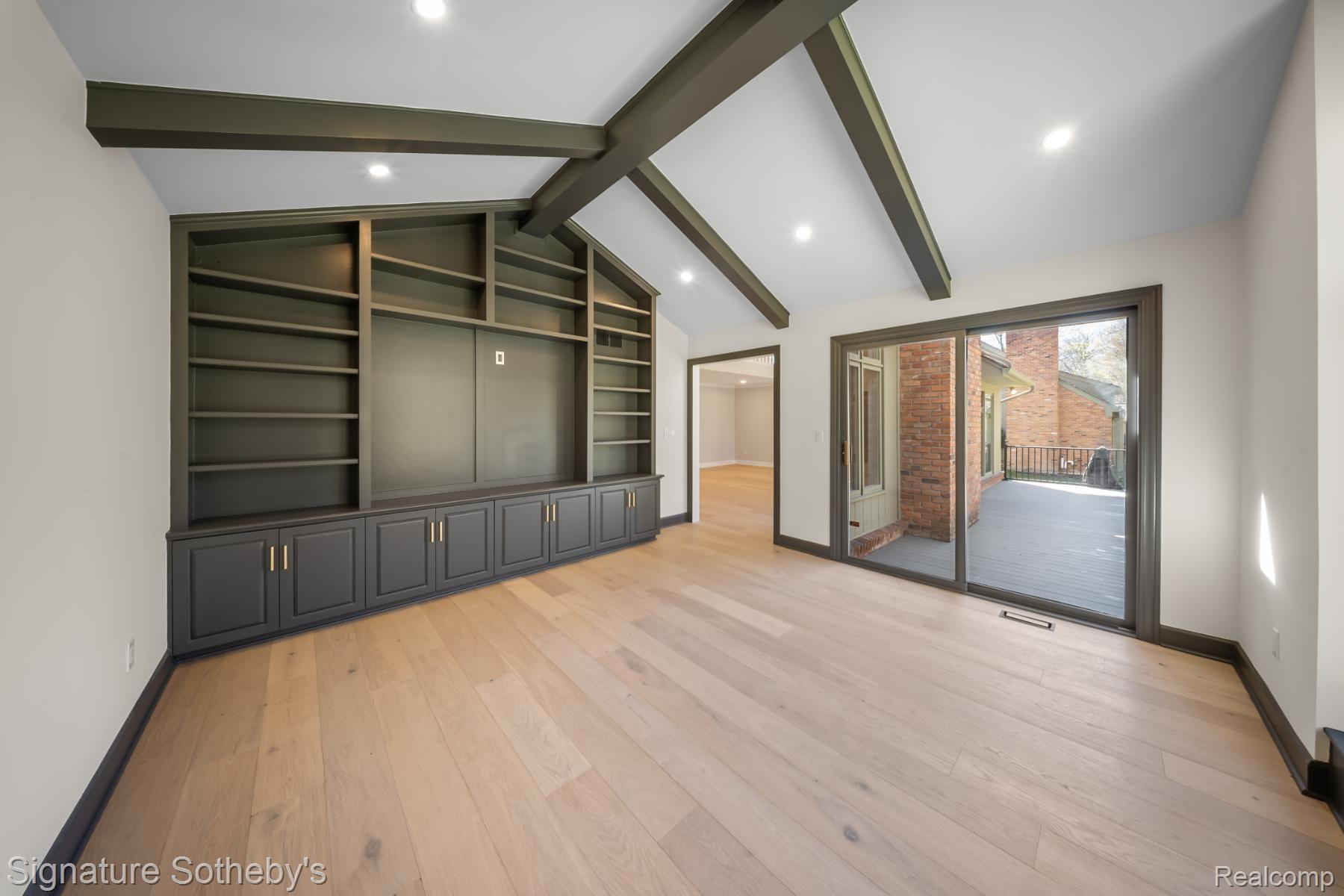 32816 OUTLAND Trail