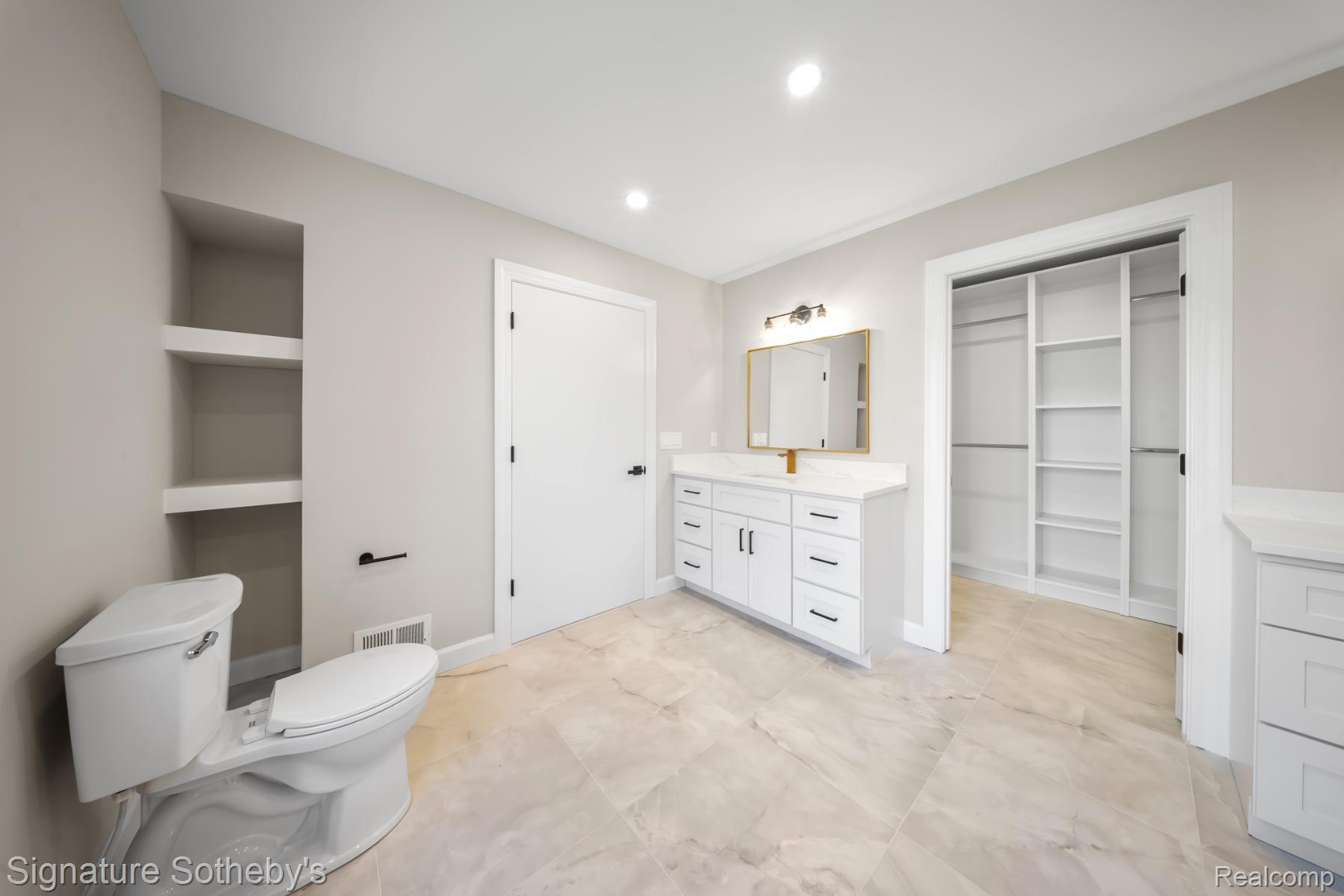 32816 OUTLAND Trail