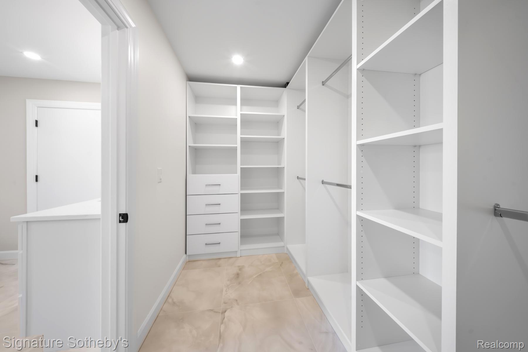 32816 OUTLAND Trail