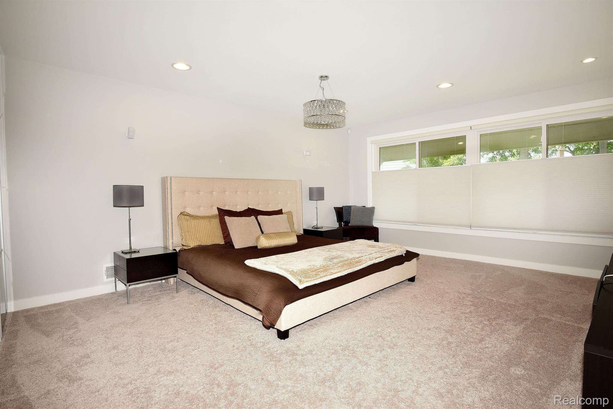 1854 W MELTON Road