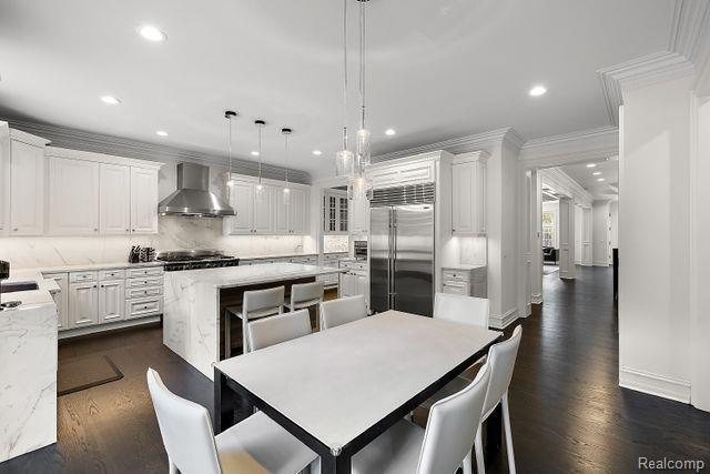 321 Aspen Road