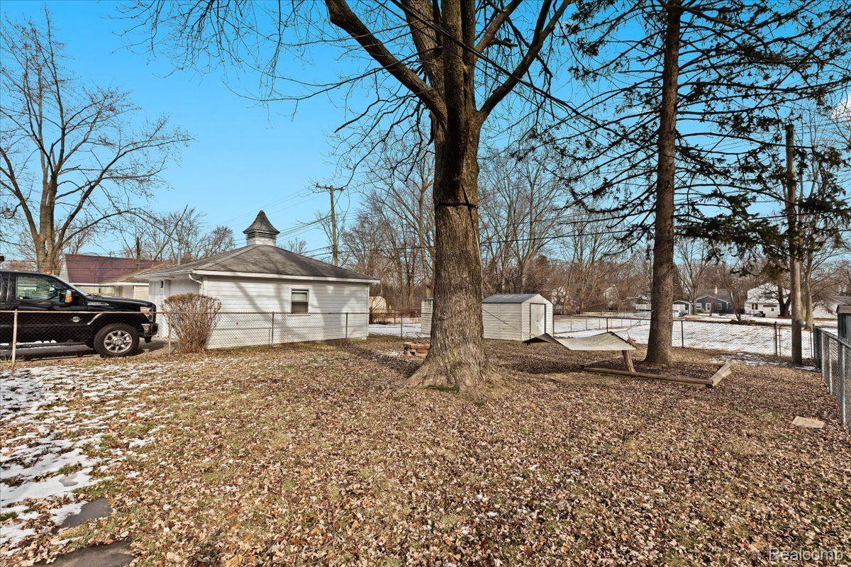 3030 PRAIRIE Avenue