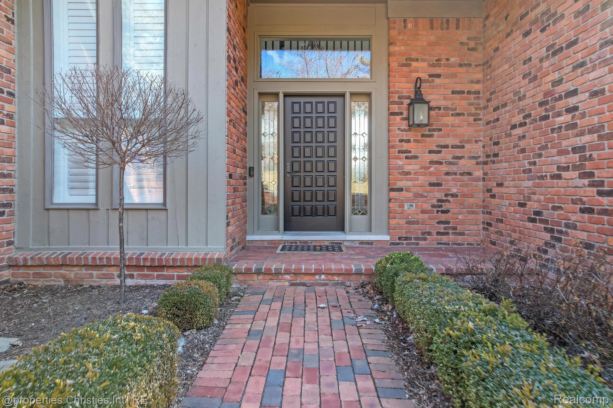 3466 BLOOMFIELD CLUB Drive