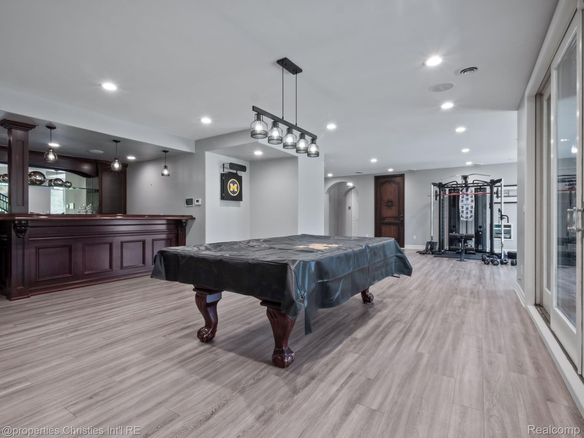 920 SOUTHDOWN Road
