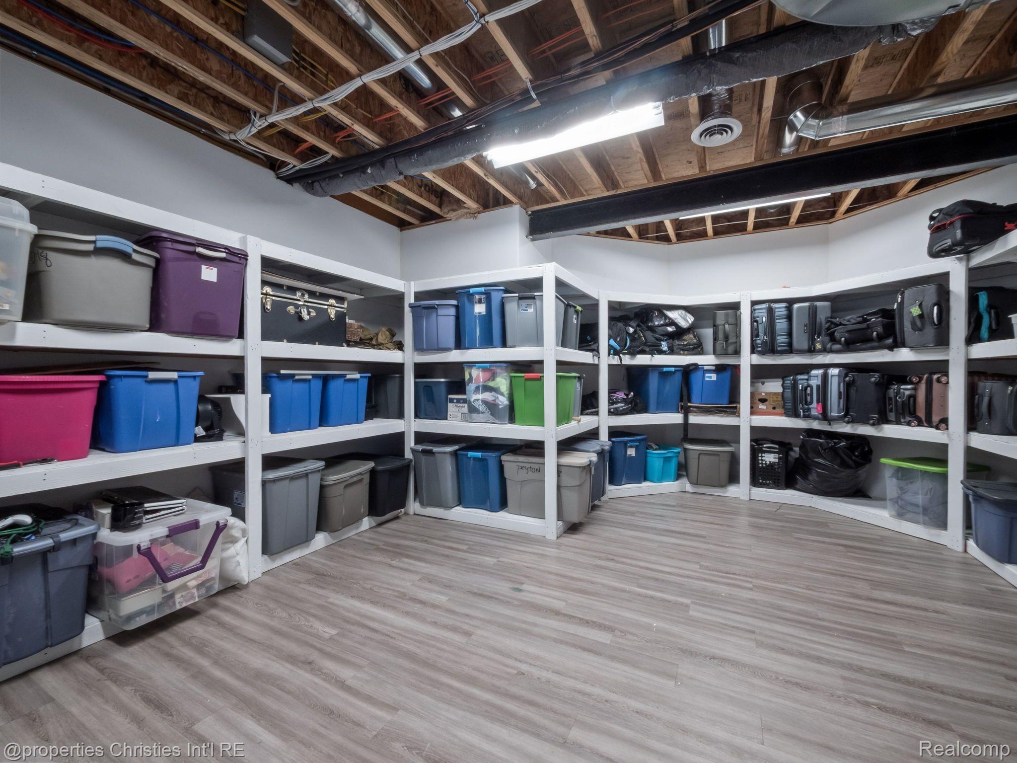 920 SOUTHDOWN Road