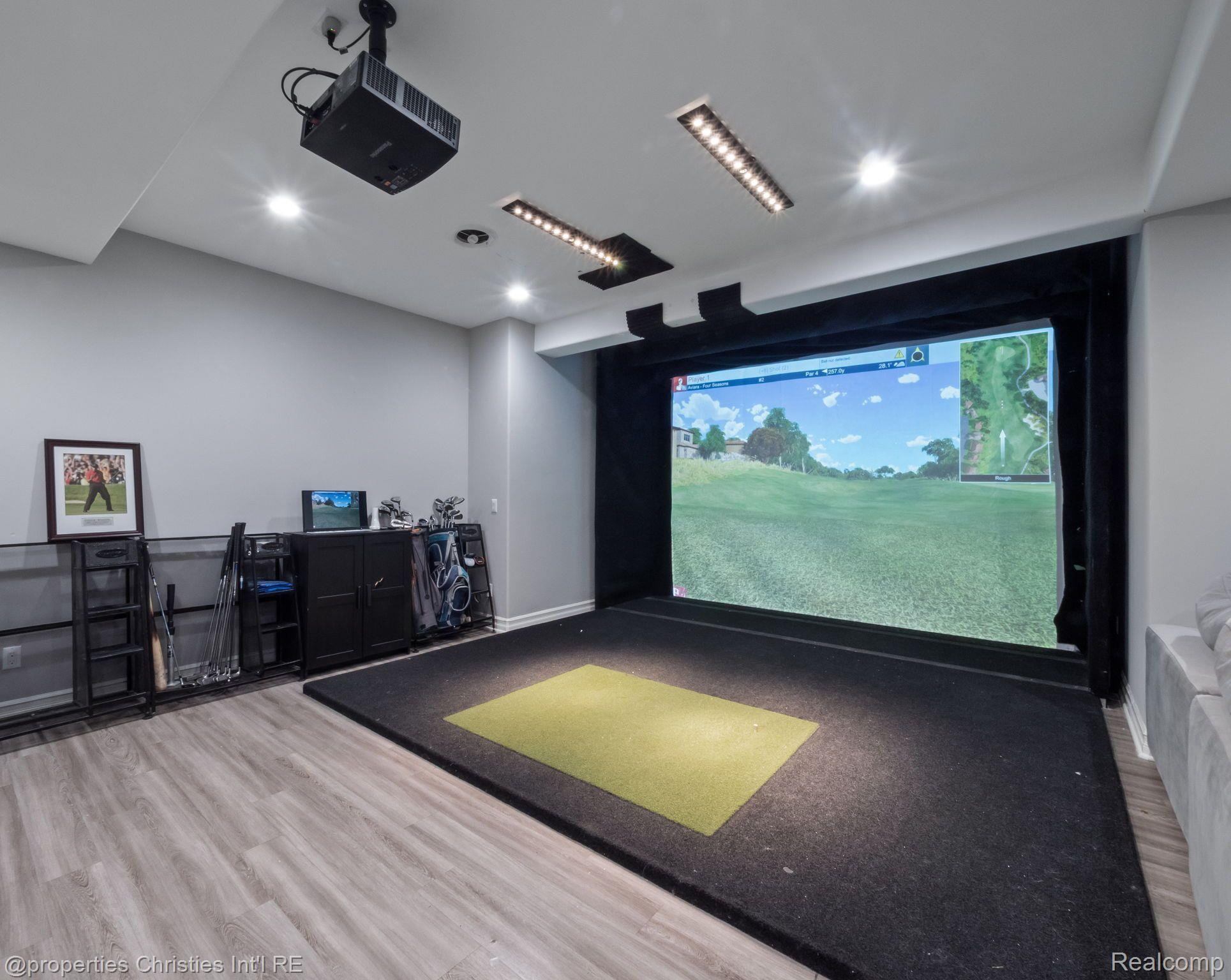 920 SOUTHDOWN Road