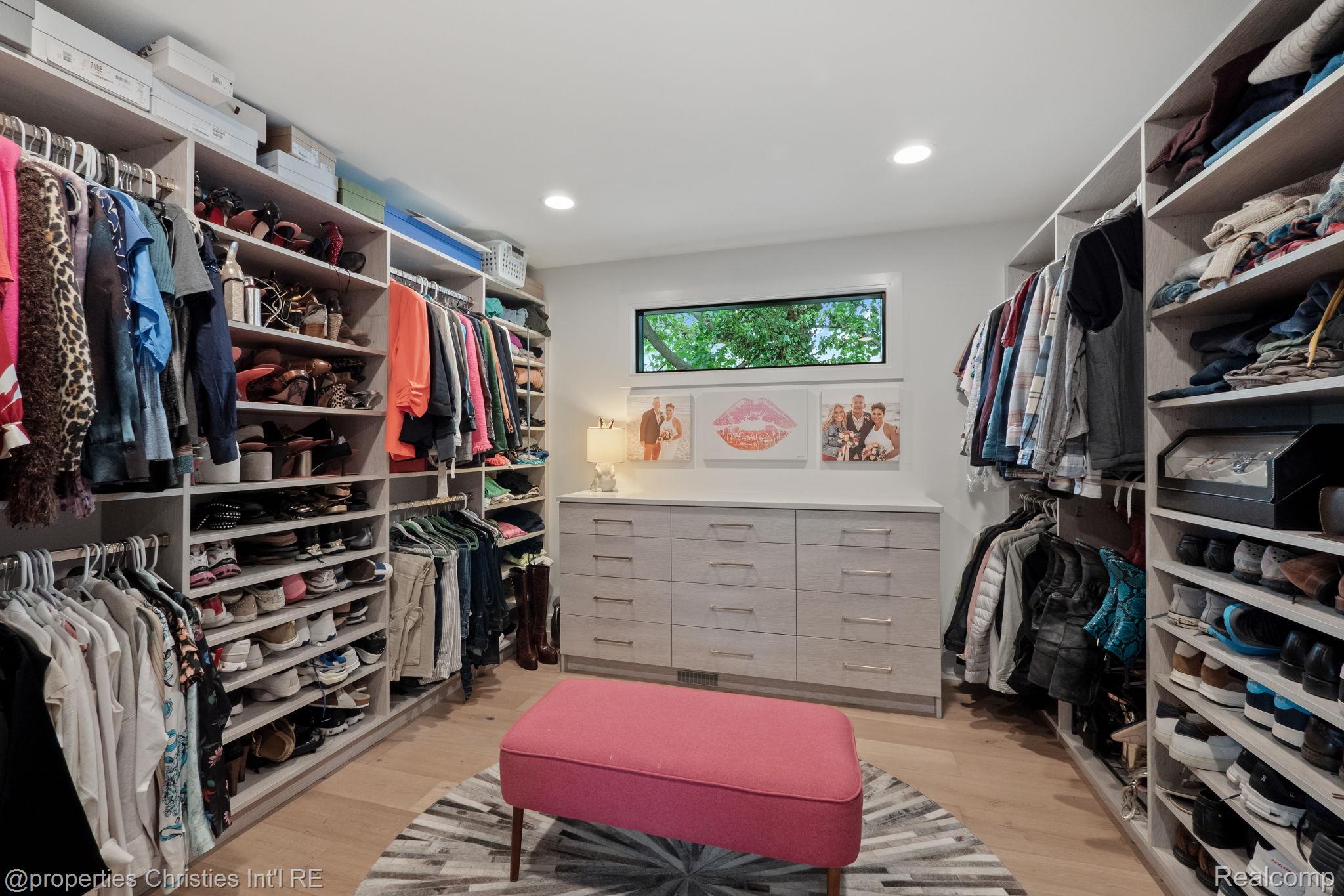 1044 Hazel