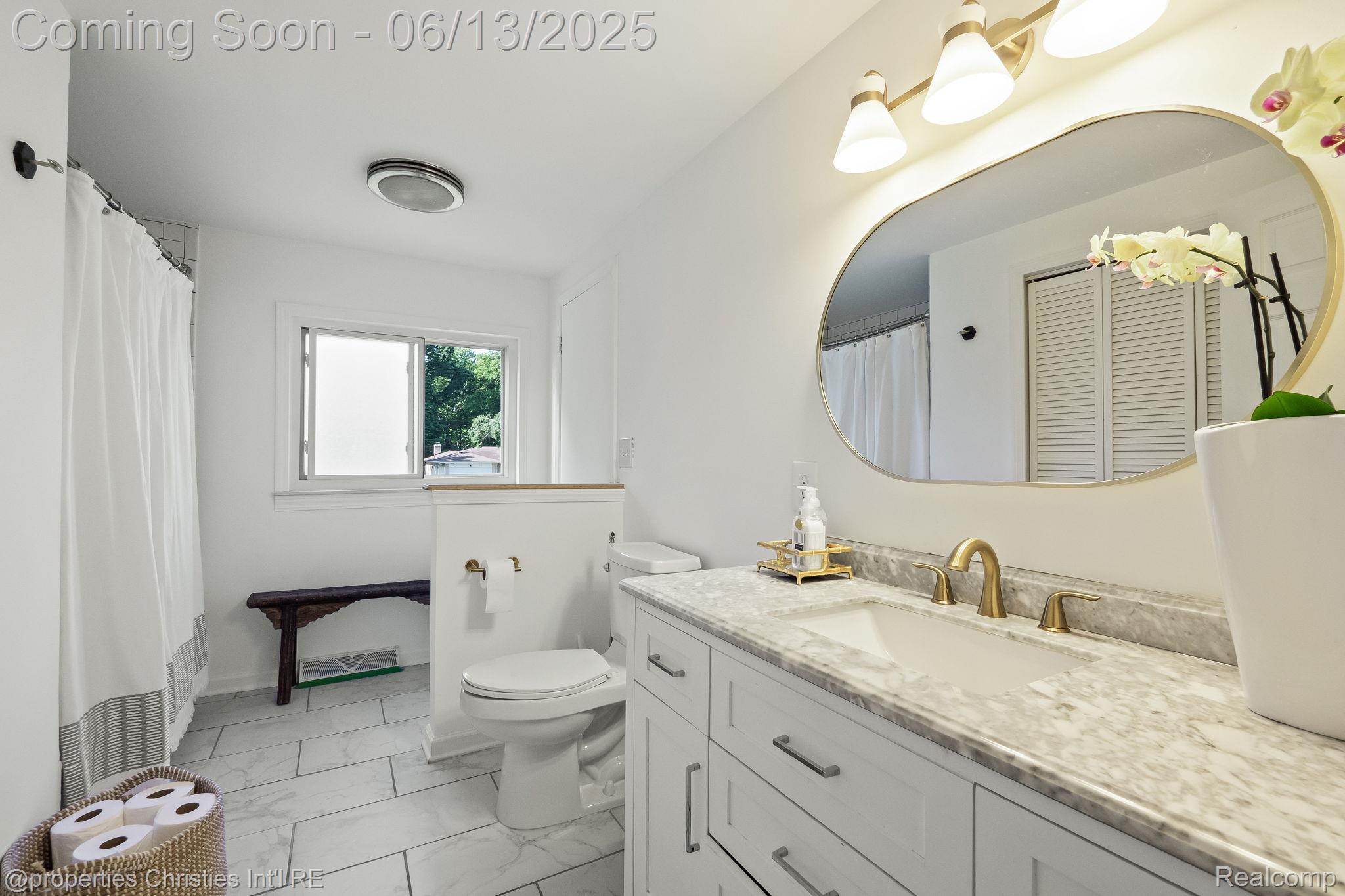 495 Lesdale Drive