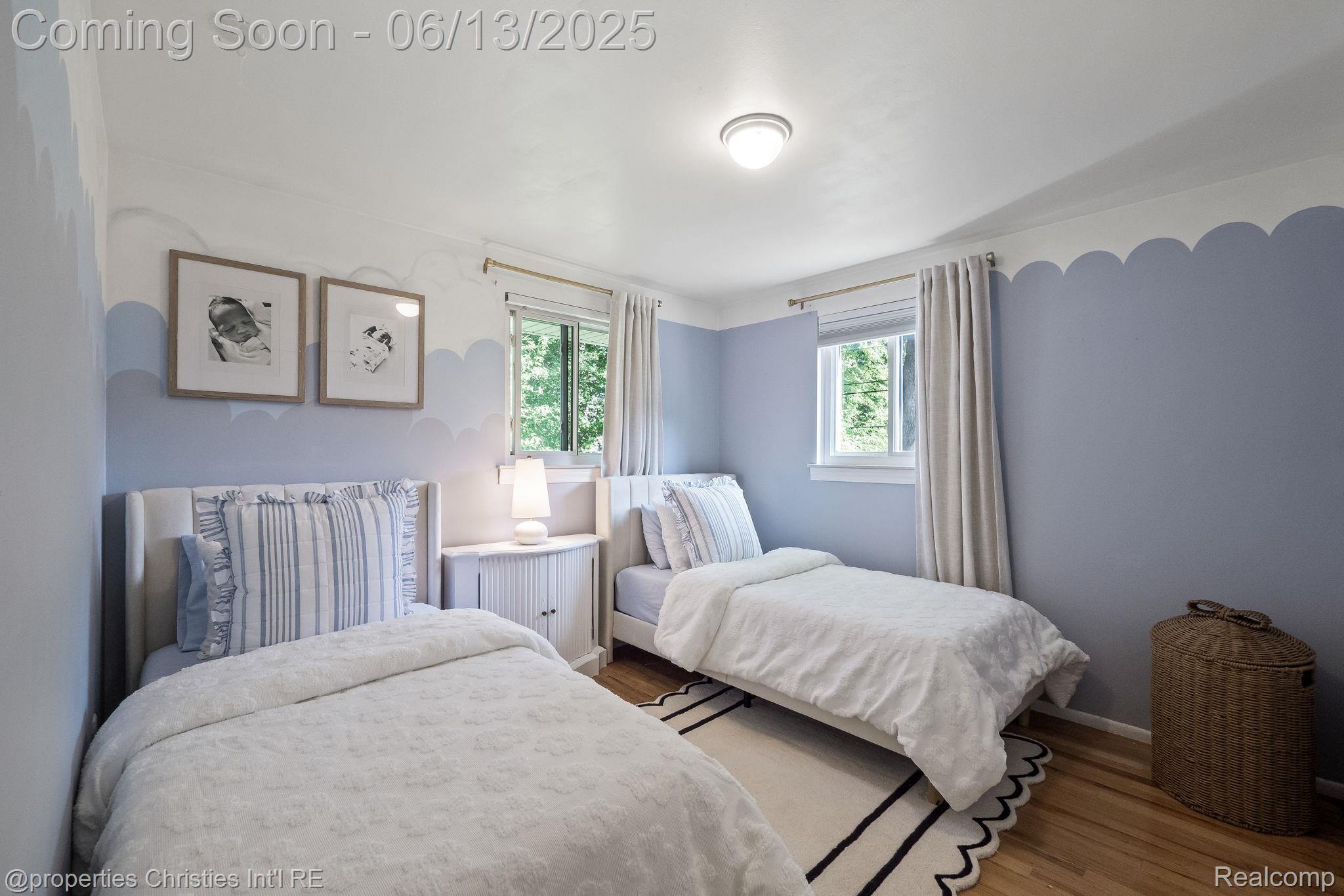 495 Lesdale Drive