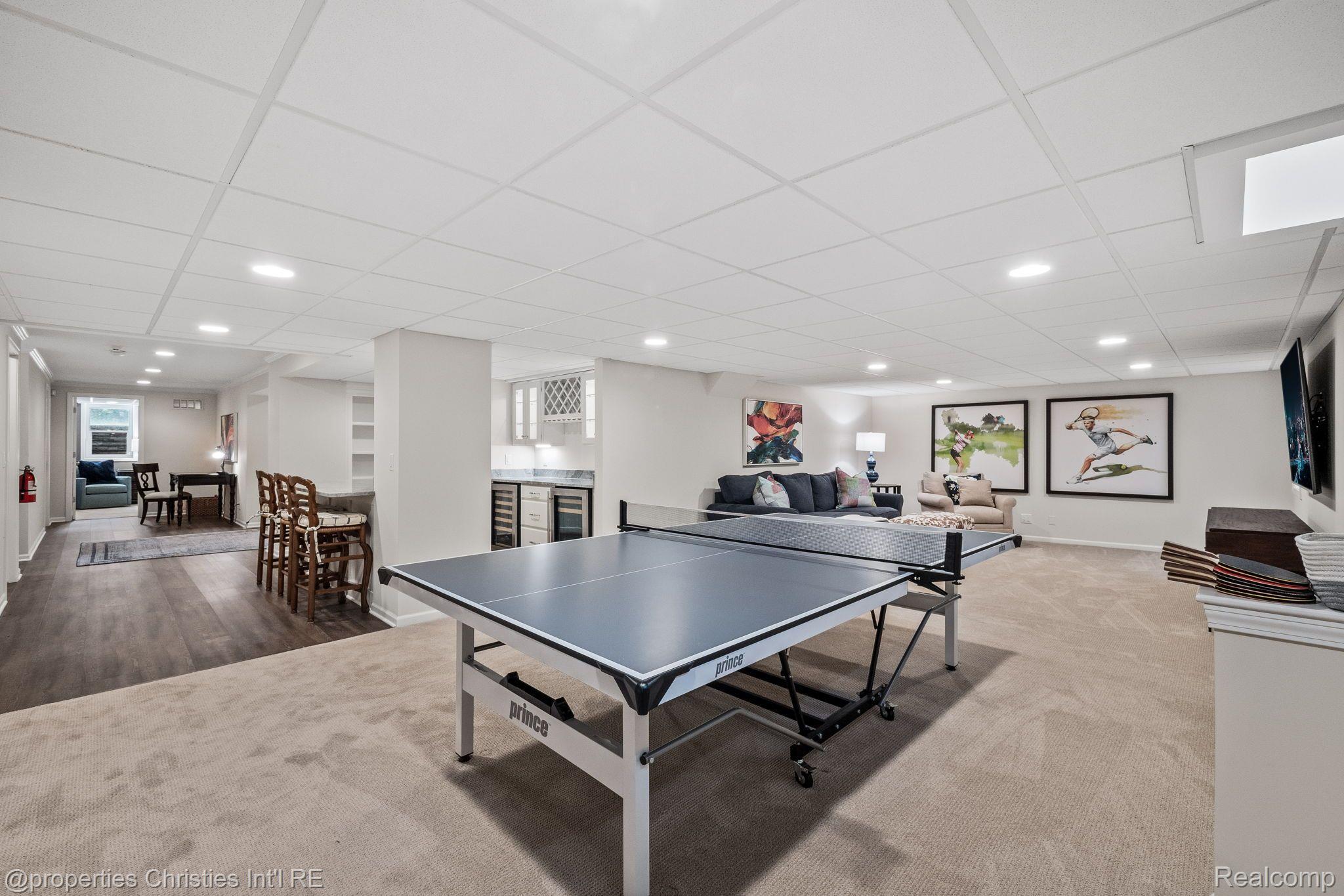 3466 BLOOMFIELD CLUB Drive