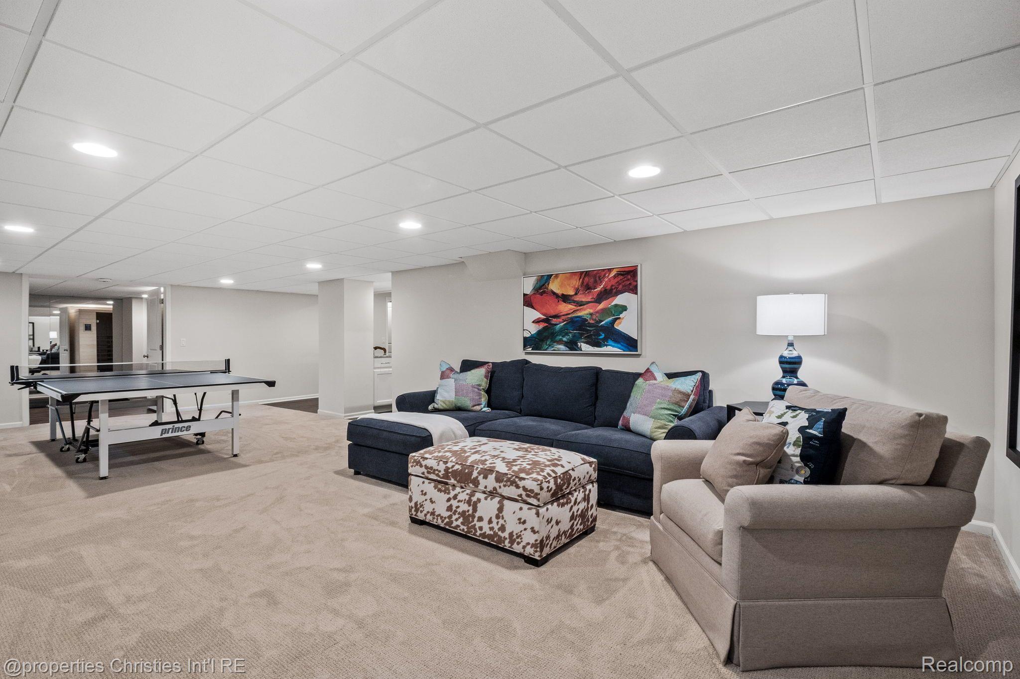 3466 BLOOMFIELD CLUB Drive