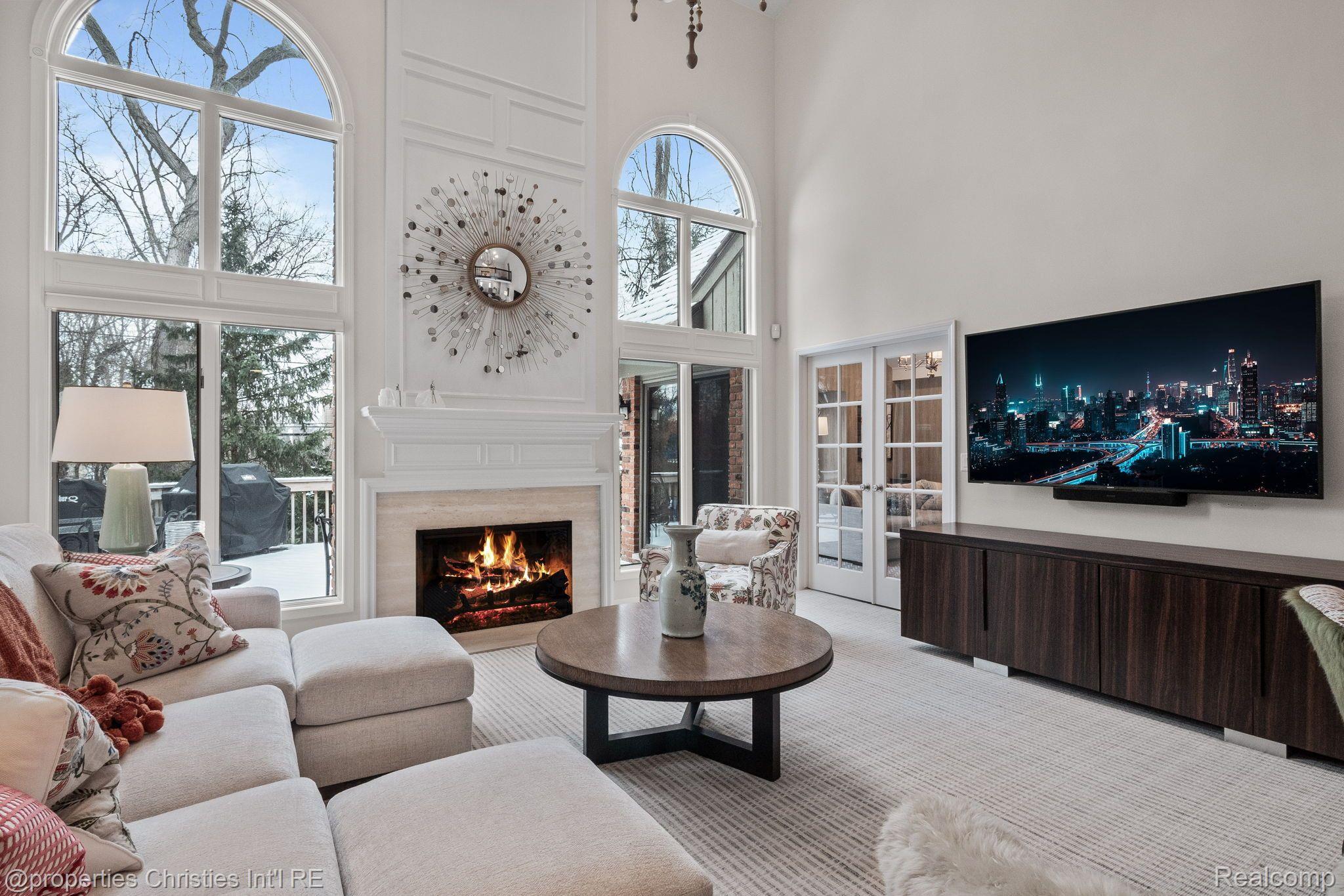 3466 BLOOMFIELD CLUB Drive