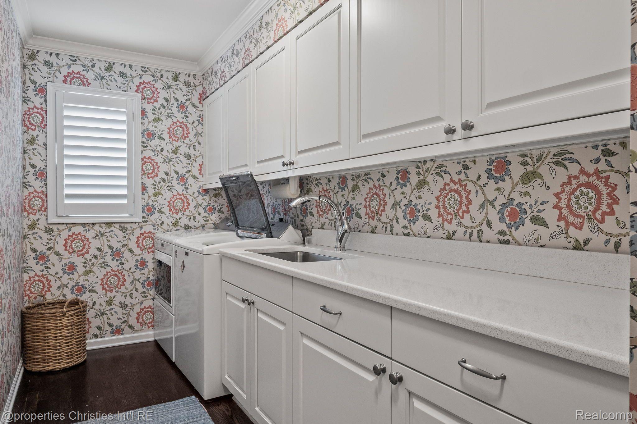 3466 BLOOMFIELD CLUB Drive