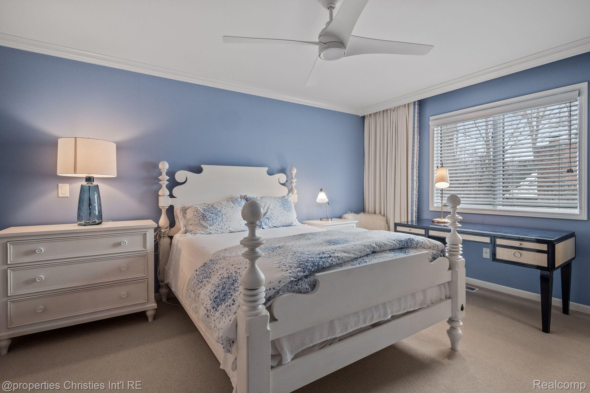 3466 BLOOMFIELD CLUB Drive