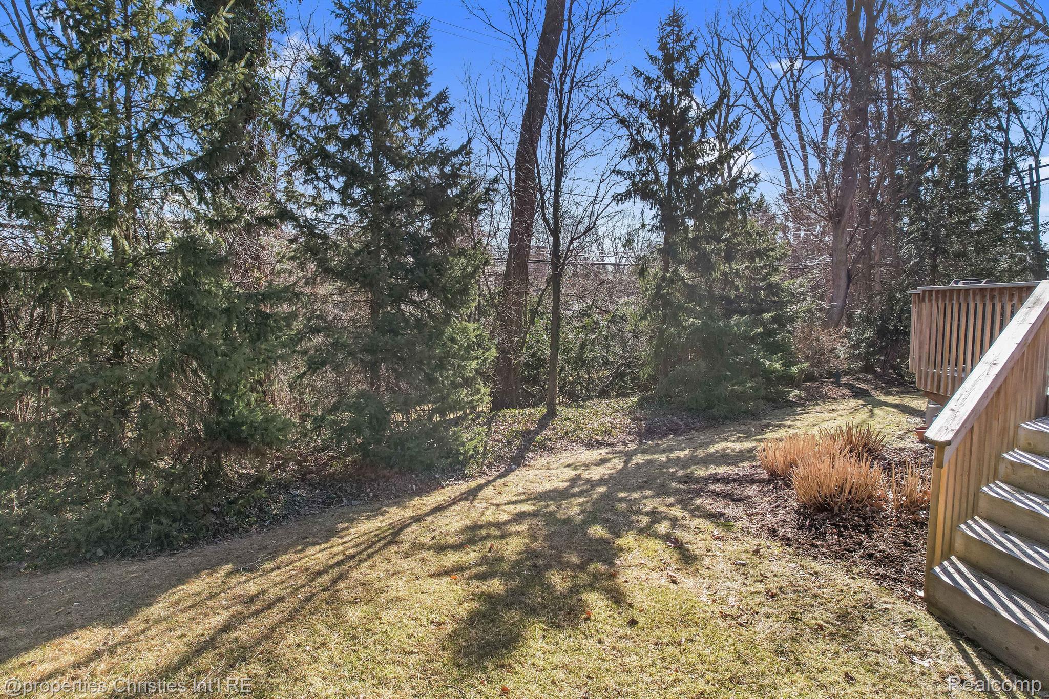 3466 BLOOMFIELD CLUB Drive