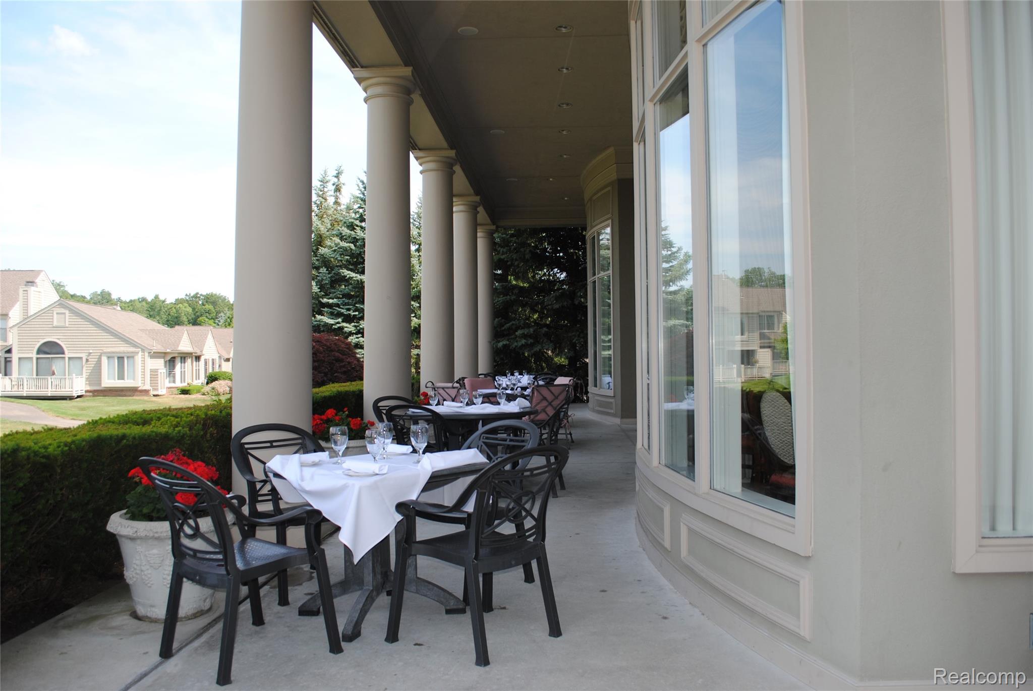 484 Newburne Pointe 36