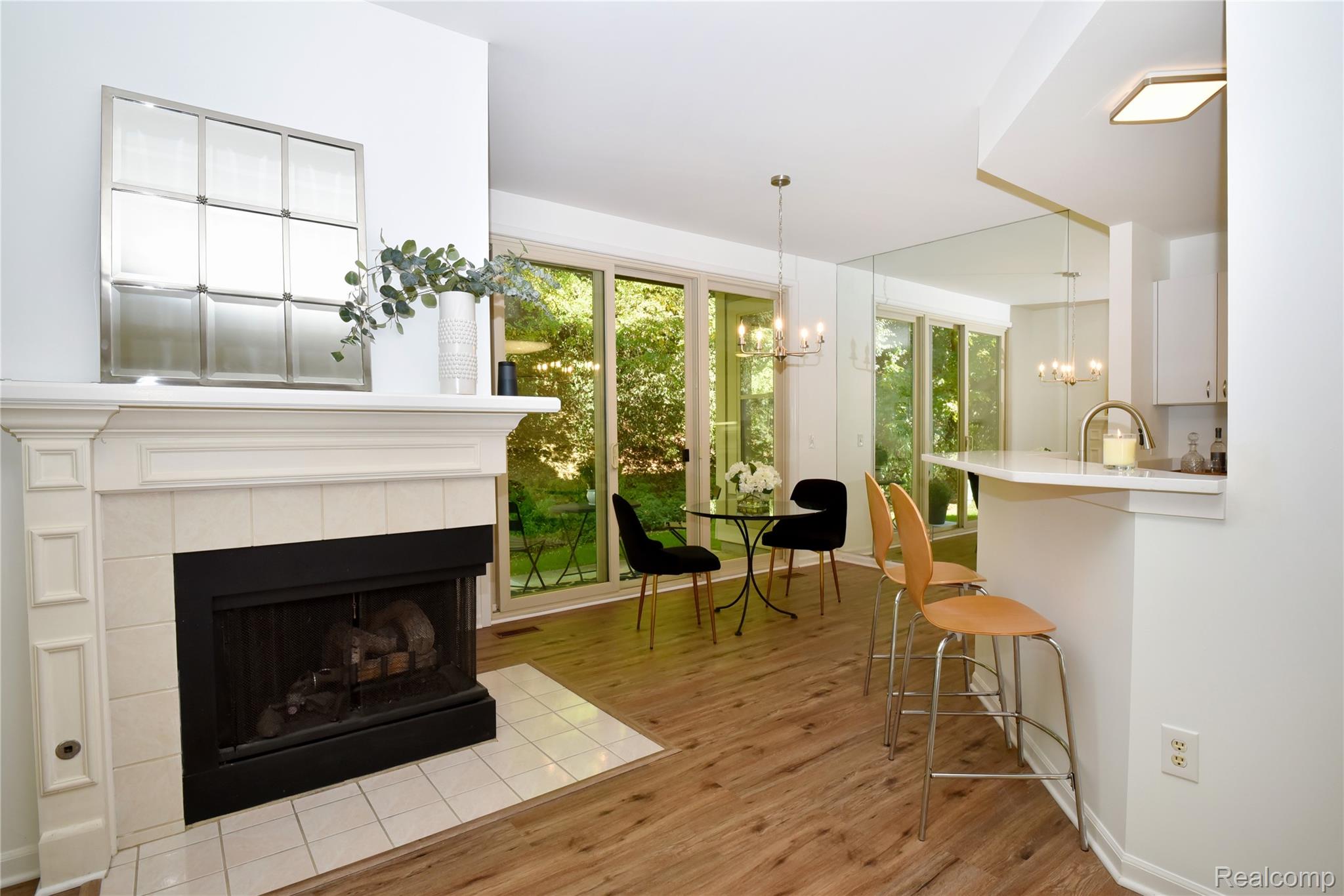 484 Newburne Pointe 36