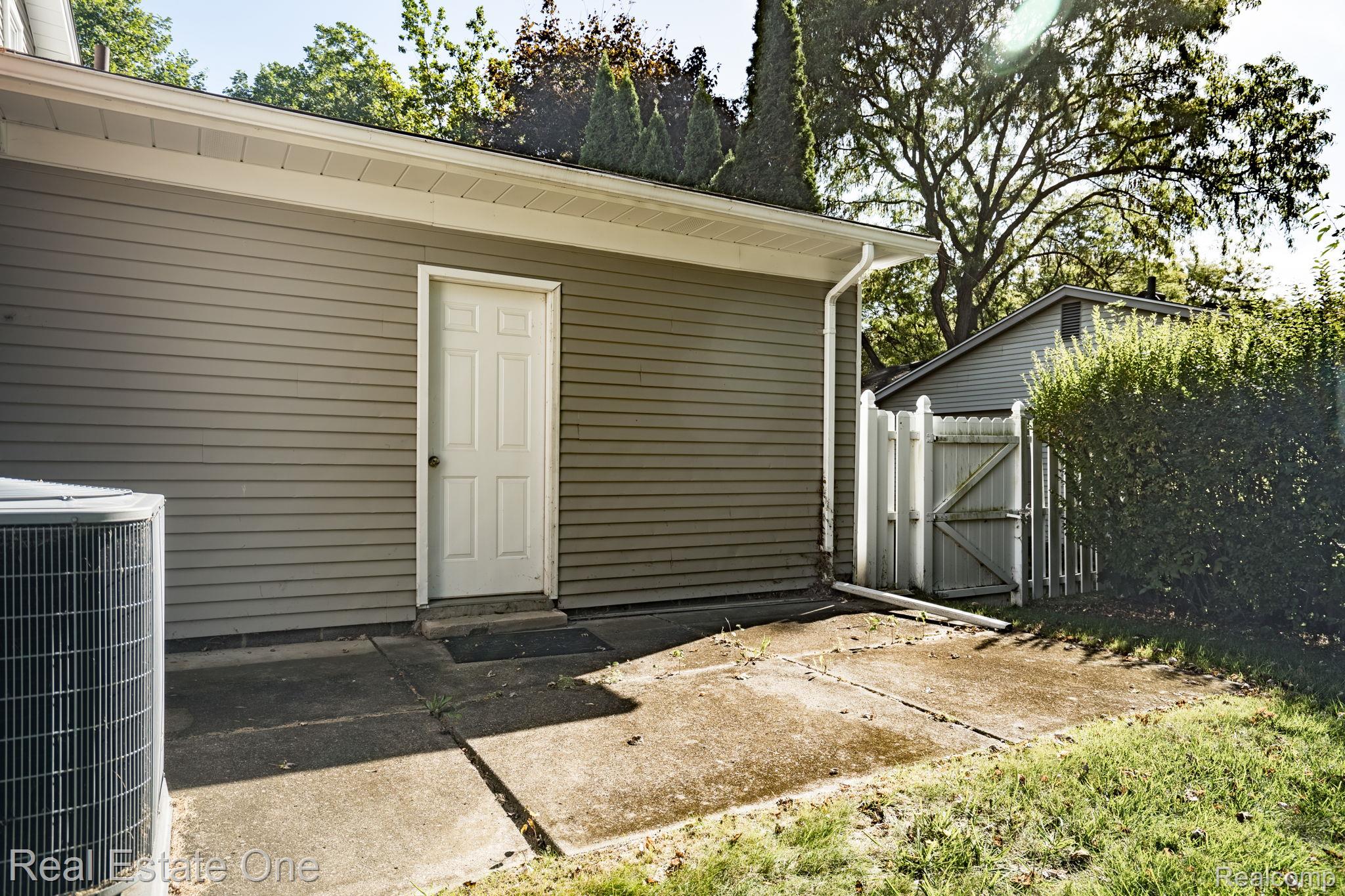 4995 Stoddard Drive