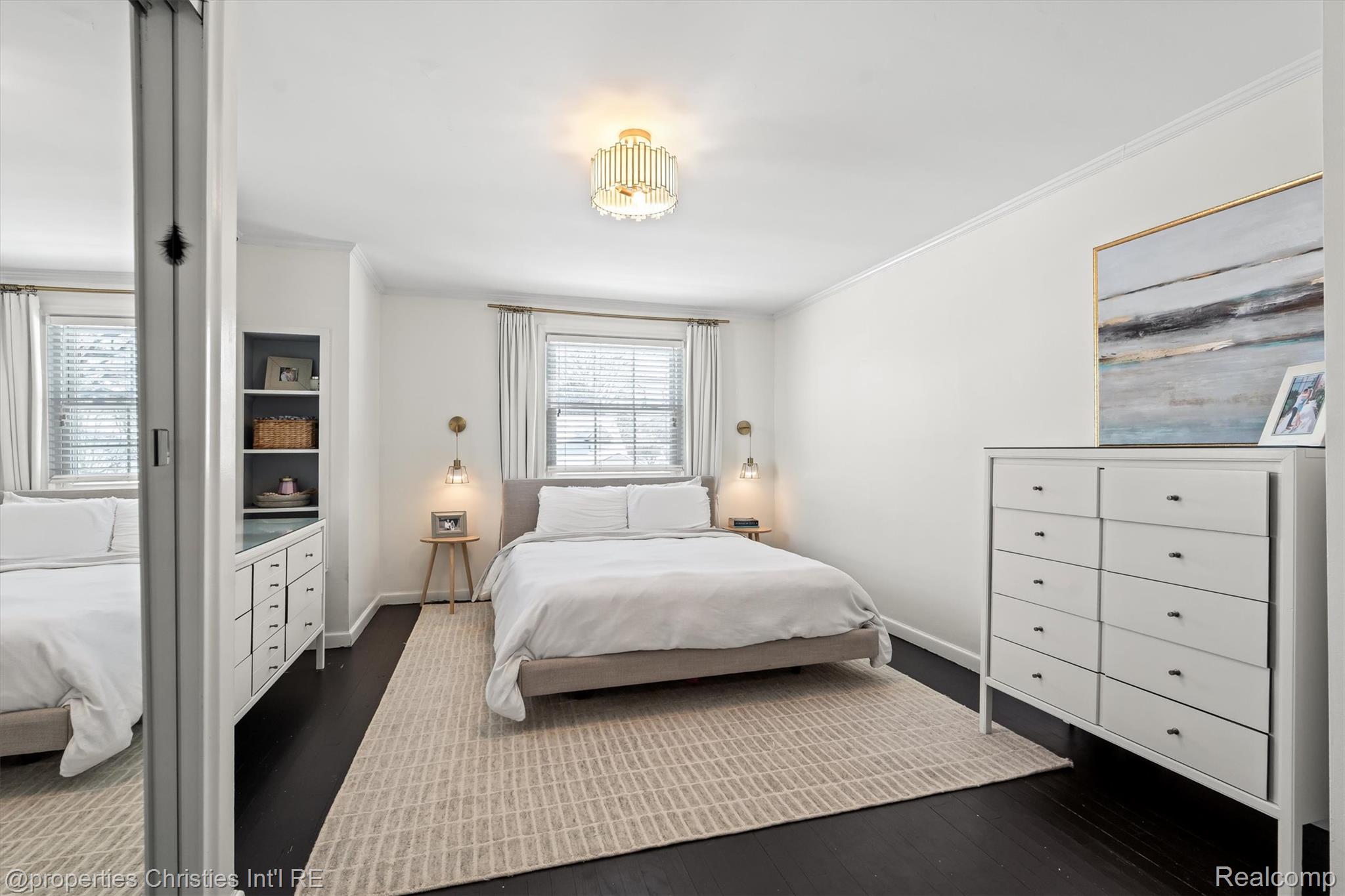 1146 Henrietta Street