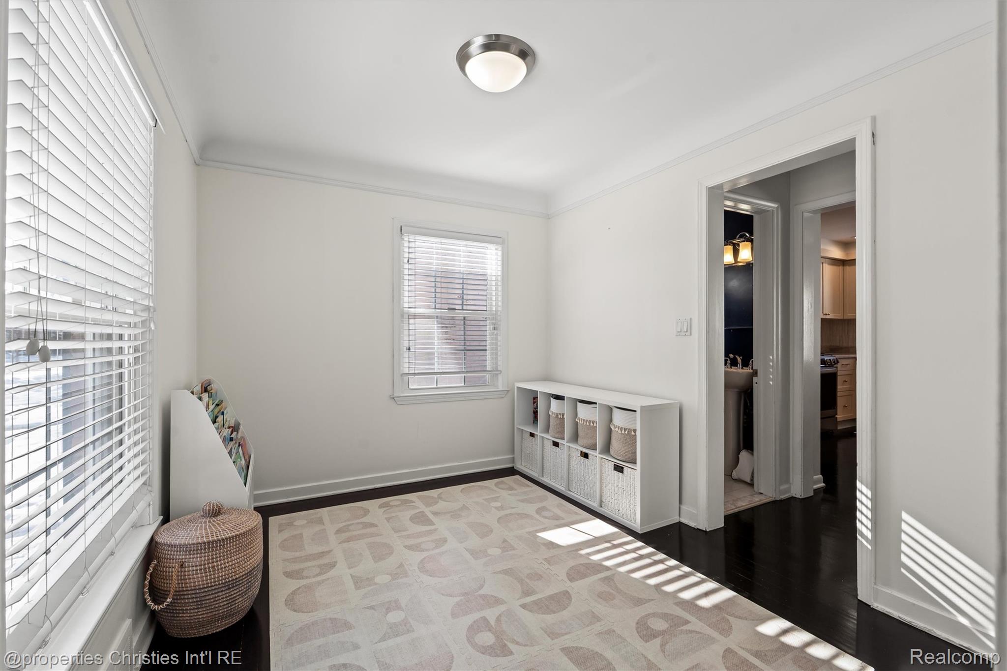 1146 Henrietta Street