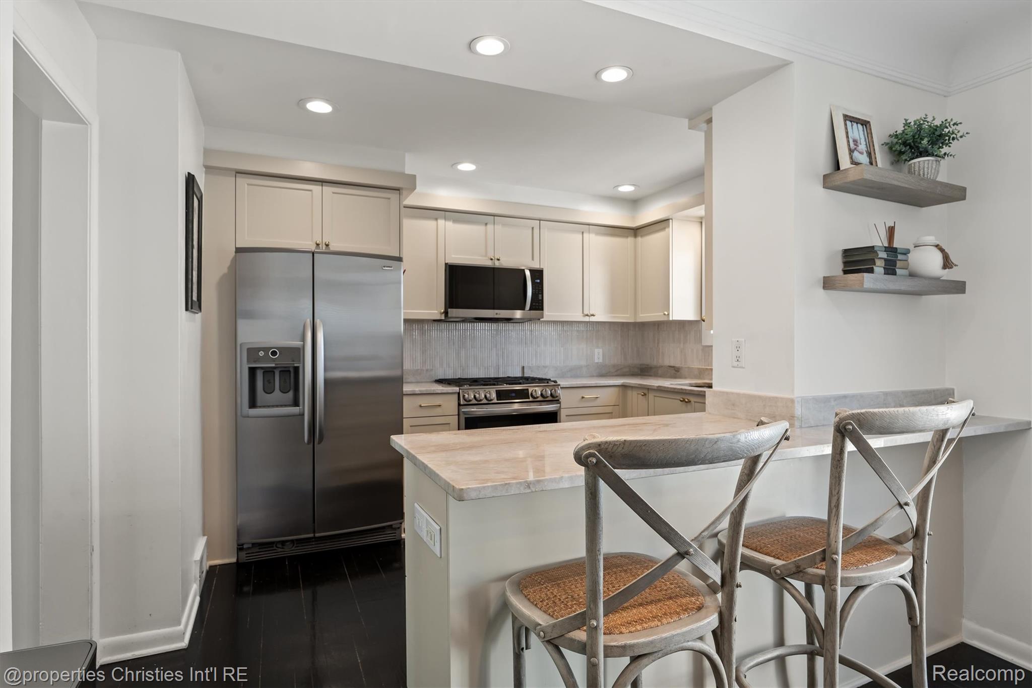 1146 Henrietta Street