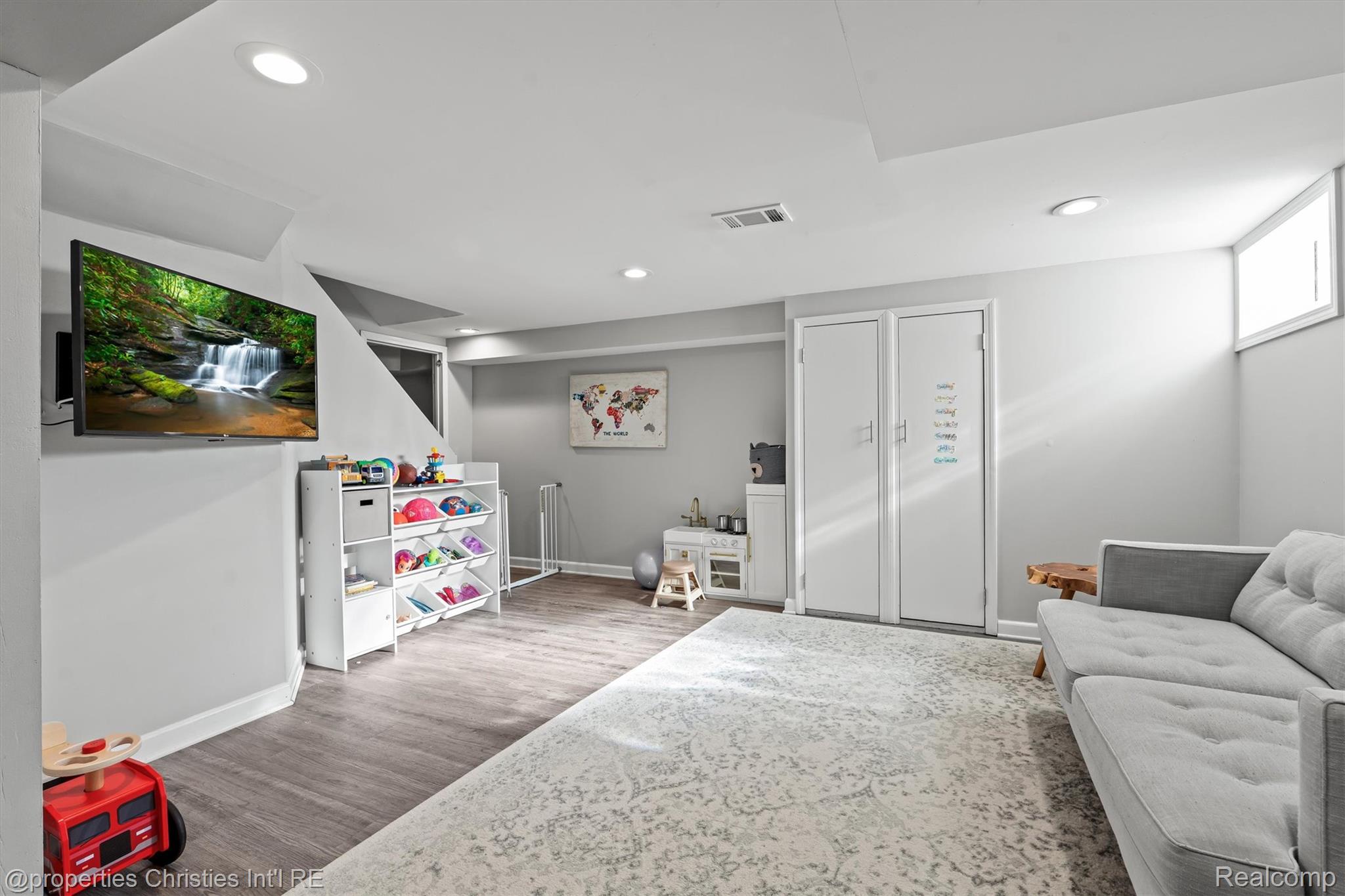 1146 Henrietta Street