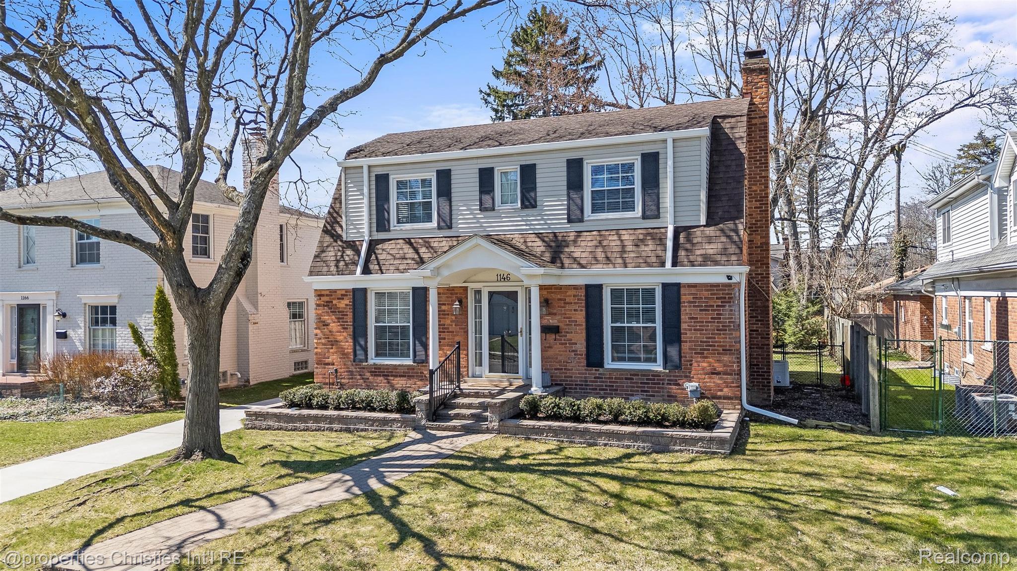 1146 Henrietta Street