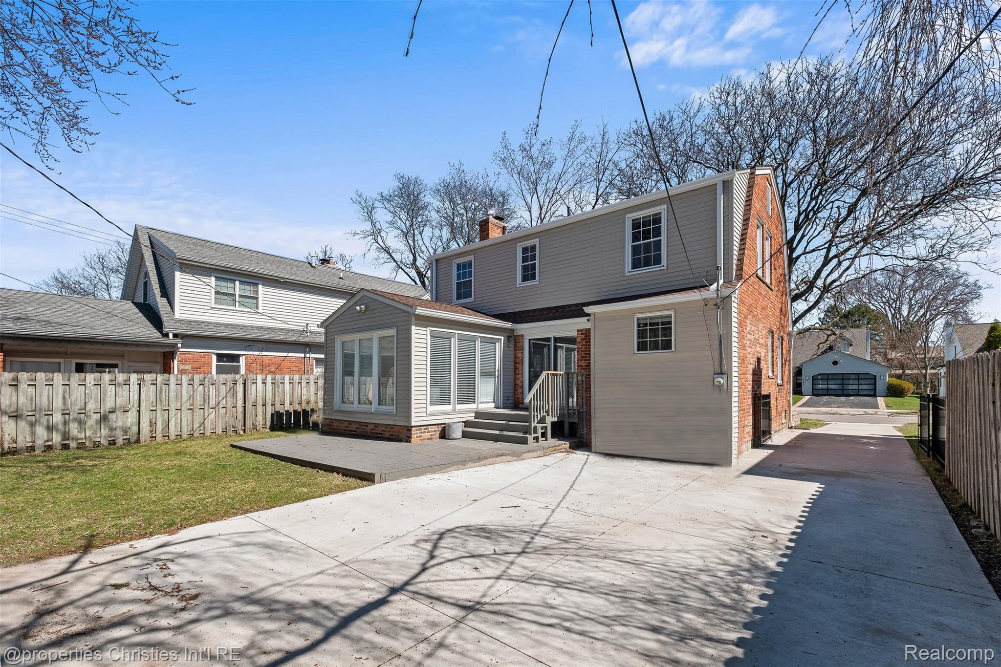 1146 Henrietta Street