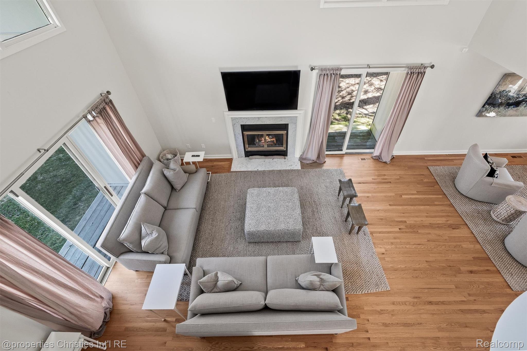 1060 Stratford Place