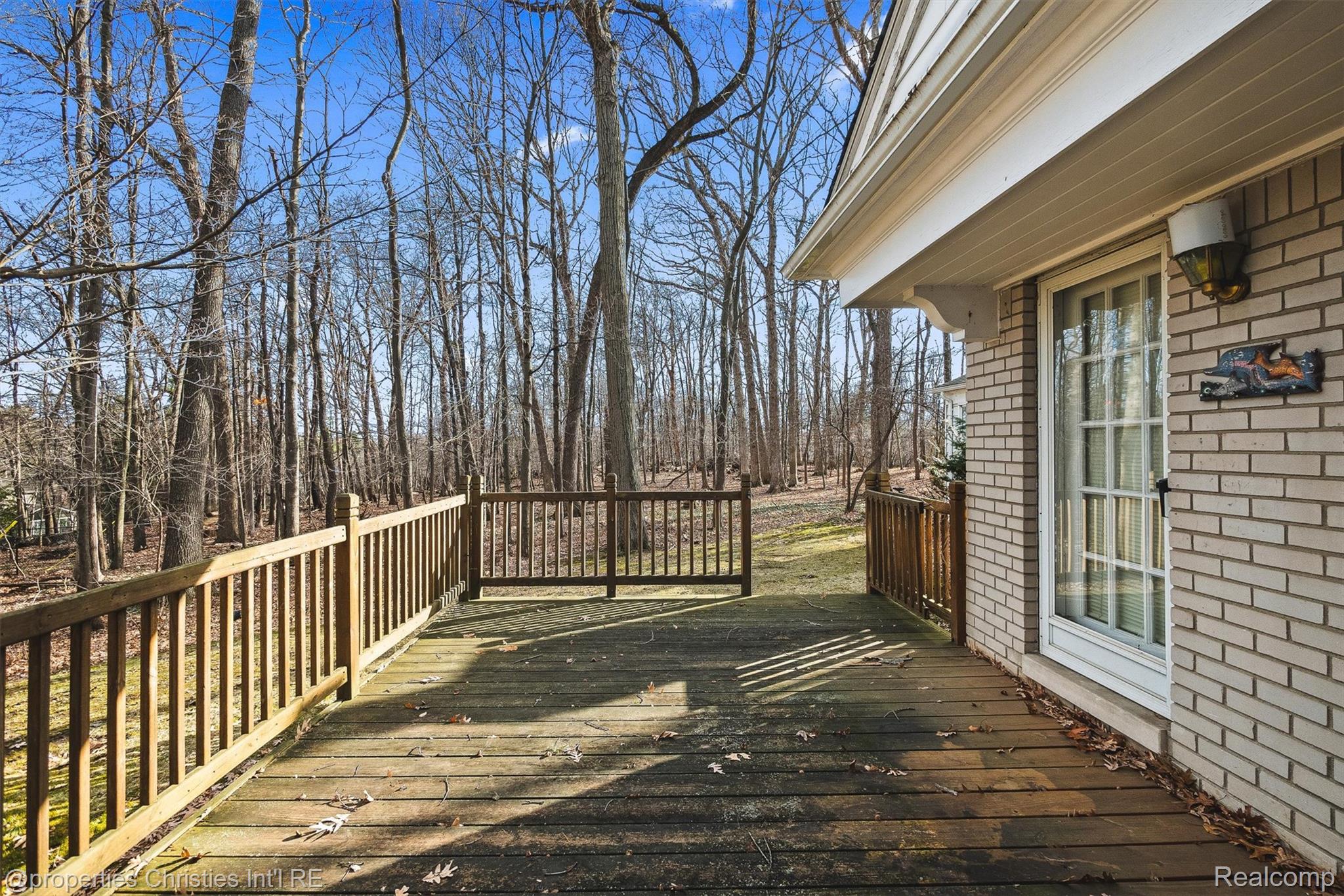 870 Highwood Drive