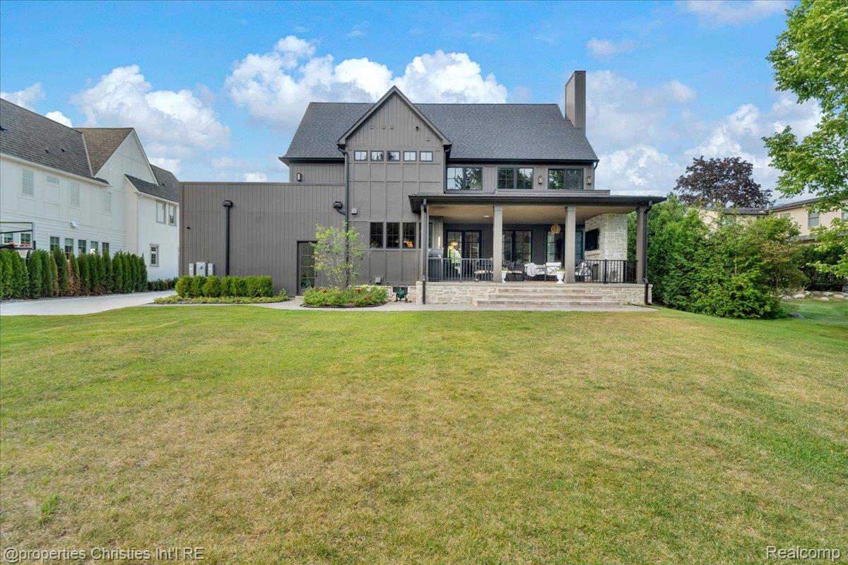 1323 Northlawn Boulevard