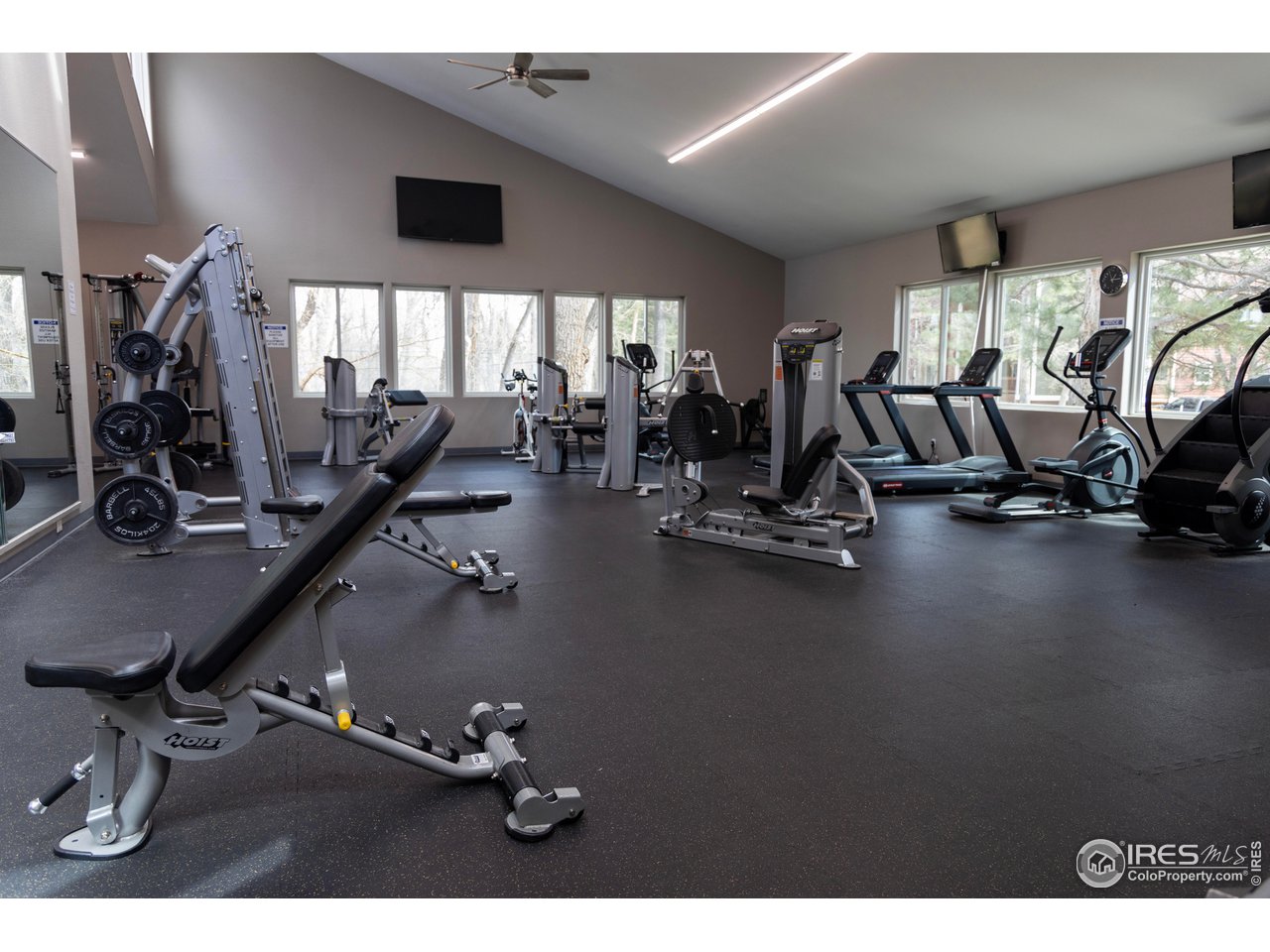 2930 Shadow Creek Dr 104