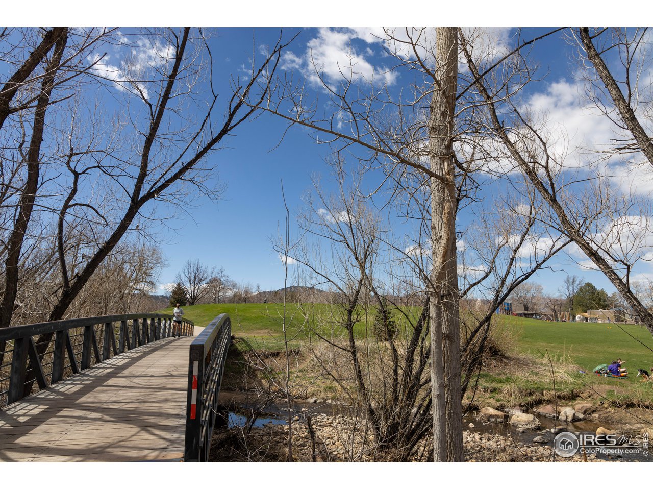 2930 Shadow Creek Dr 104